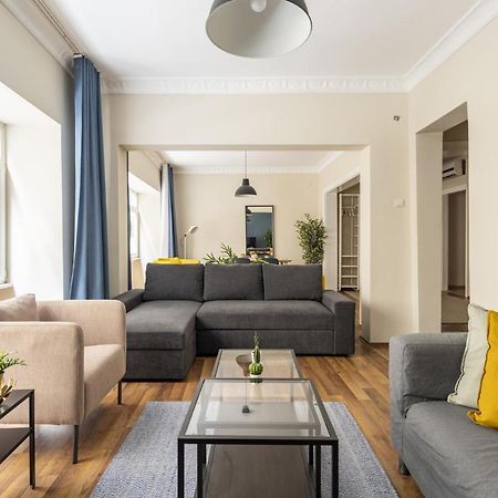 Ferienwohnung Modern Flat Near Popular Attractions In Beyoglu Istanbul Exterior foto